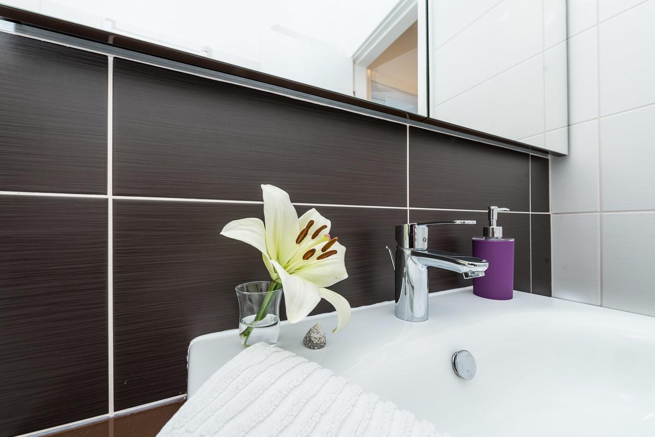 Penthouse With Roof Terrace With Jacuzzi Apartment ซาดาร์ ภายนอก รูปภาพ